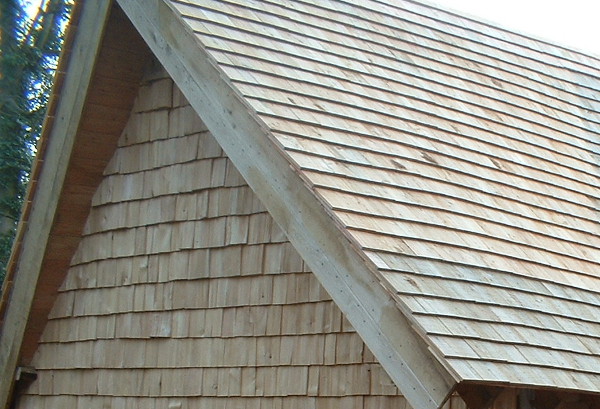 build shed: how to lay cedar shingles on a shed roof