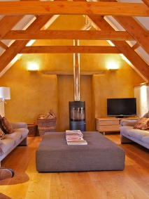 clay plasters add an extra (gorgeous) dimension to living areas