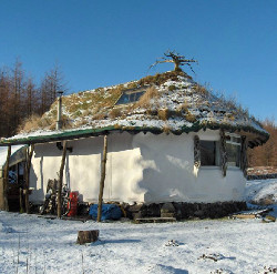 A low-impact building in Scotland costing £4,000 building5